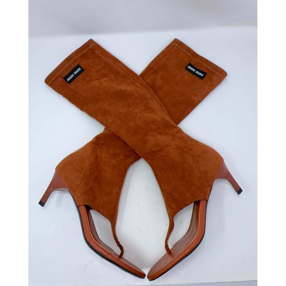 NEW Miu Miu Knee High Suede Thong Sandal Boots EU 38 Brown Italy Kitten Heel Zip